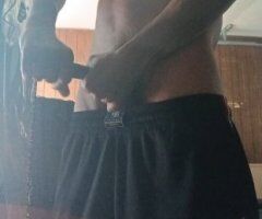 Orange County escorts - i need to get a room for a week