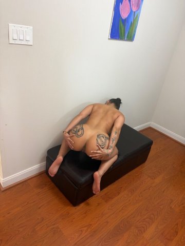 Thick Latina Strap On Hottie 😩😘 Squirting Godess 💦🌊TOMORROW GET READY 👀👀 - 23 - 1