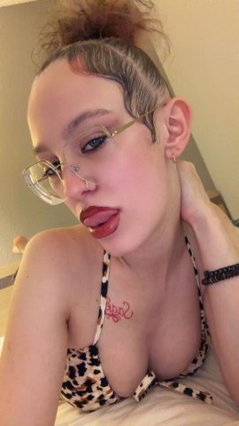 NEW TO THE AREA🥰& DONT MISS THIS OPPORTUNITY INCALLS, FT SHOWS✅📲 - 23 - 1