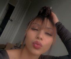 Exotic petit baddie - 25 - Image 5