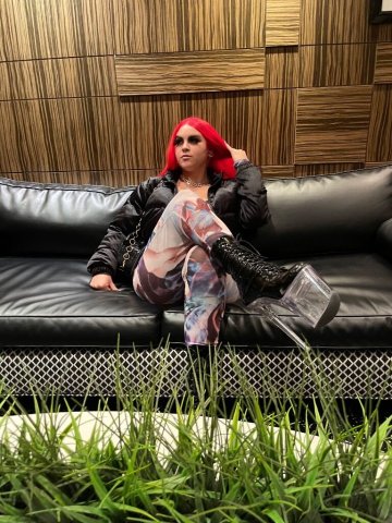 NYC 8/14-8/22 • FEM DOM • FETISH • PUBLIC HUMILIATION SEND $5 FOR A RESPONSE - 26 - 1