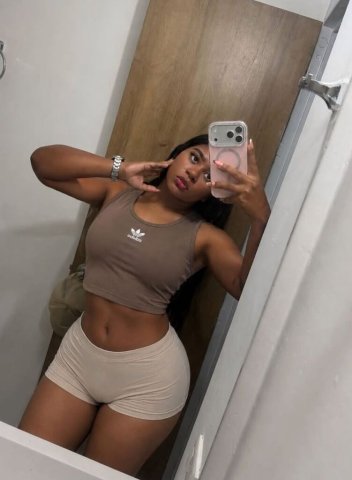 Hi, I'm a very accommodating and seductive girl so you can have a good time with me, my love 🌟🤗😋😘🍬 - 24 - 1