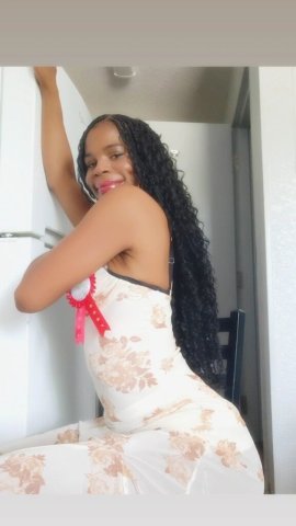 HAPPY HUMP DAY WEDNESDAY 🩷I WILL BE AVAILABLE TODAY SORRY FELL ASLEEP EARLY LAST NIGHT🥵💦AND CALL ME BEFORE YA TEXT ME😘 - 32 - 1