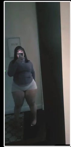 juicy (here for 1 night) 2 girls available - 22 - 1
