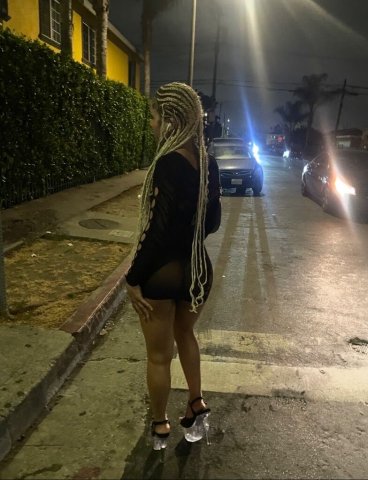 sexy horny lightskin 💦👸🏼🫦 $100 QV CARPLAY SPECIALS! ✨📲 - 19 - 1