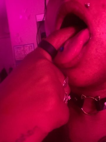 👑BBW CARDATE QUEEN 👑 📍Moreno Valley📍 🔥Chill ass plus size thicc ass TIGHT goddess🔥 🏆throat goat👅💦😈 (ask about my covered BJ special😏😘) OnlyFans available 🌶🥵🔞 - 28 - 1