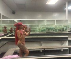 its lil red here❤ - 20 - Image 4