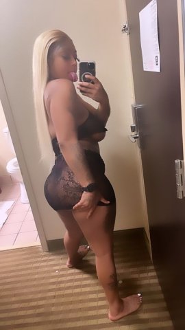 Petite Princess/Newest Obsession😉💦ask about OUTCALLS 🏠, FACETIME SHOWS 📱 - 24 - 1