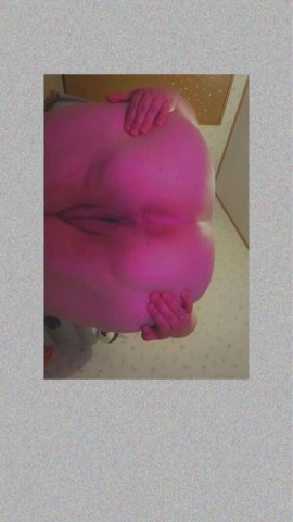 snow bunny daddy you gone love me . 💦💦 2 girls we dont send face pics just pussy - 25 - 1