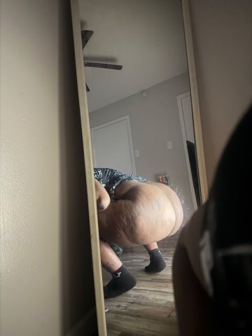 TheThickesttt 💋 - 23 - 1