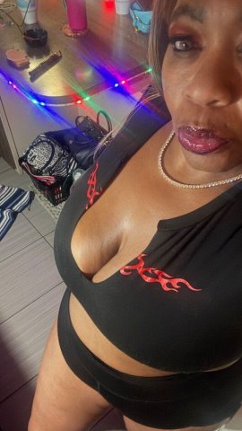 🔥 Sunday Funday you know you want to score a touchdown 😘!! - 42 - 1