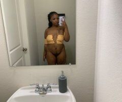 ask about deals outcalls 2 girl - 23 - Image 2