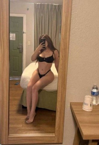 ✨👸🏻Hi I am coral come and enjoy the best service✨👸🏻 📍 - 28 - 1