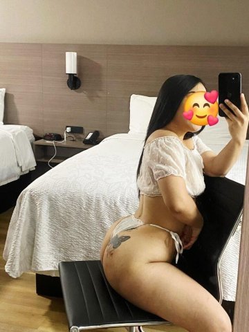 You'll get the best experience here. I'm your submissive bitch, come and dominate me, daddy. I'm a bitch who just wants to have a good time. 😇🔥❤ - 25 - 1