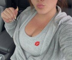 sexy upscale brunette 💋 bubbly & fun ! dont miss out. - 30 - Image 9