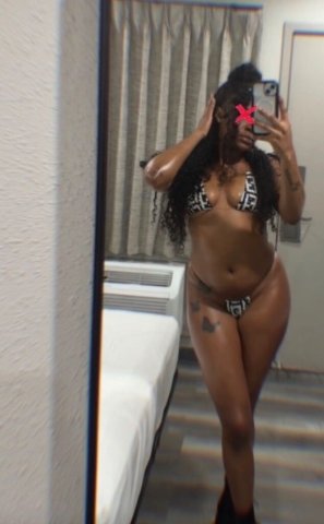 🩷 Outcalls / Incalls / Facetime Shows 🩷 Caribbean doll thick thighs deep throat 😍✨💦 - 22 - 1