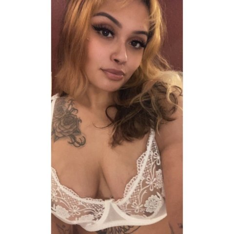 sexy curvy latina ready to please you - 25 - 1