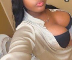 Fredericksburg escorts - best throat - 25