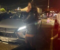 LYFT OR PICK ME UPOTRUCKER FRIENDLY ❤DOING $$ FT SHOWS/PARTY FAVORS/WANNA MAKE CONTENT - 22 - Image 5