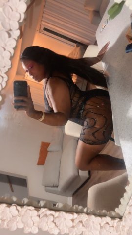 ✨Lets party baby✨ !N T!fton - 26 - 1