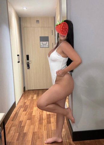 🍓🔥Beautiful Strawberry Available 🍓🔥 - 24 - 1
