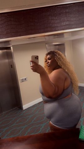 COME SLUT ME OUTTTTTT 🥰🥰🥰🥰 BBW BACKSHOT QUEEN 🔥🔥🔥🔥🔥🔥🔥 MY ASS FATTER AND MY THROAT BETTER THAN HERS ⬇ AND HERS ⬆ YOUR FAVE BBW 🫣 - 31 - 1