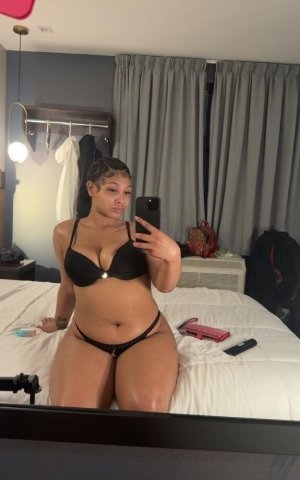 Today Available Your Ebony Queen⚜Soft Boobs🌊Wet💦Kiss💋For Everything🥰Incall🏠Outcall💦Provide Special VIP service🎬I Do Sell My Content Or FaceTime📱 - 24 - 1