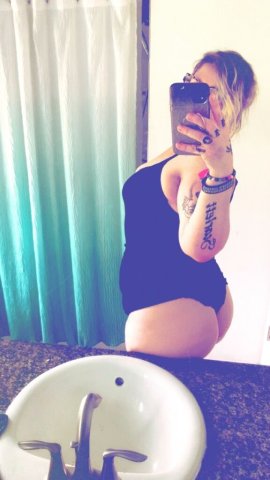 seductive, discrete, one of a kind, available now come see about me, baby - 40 - 1