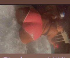 Greensboro escorts - happy to please, i'll take you out of this world. Come and explore Venus. - 25