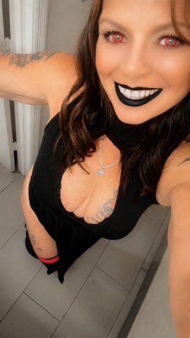 $200 hh Tuesday Night - $50 to secure a spot with Yours truly 🧜♀💦!!!! Incall Only- Tightest, wettest, most delicious pussy waiting on YOU 💋 - 44 - 1