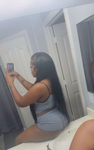 Caramel Tight Pussy Freak 💦 - 24 - 1