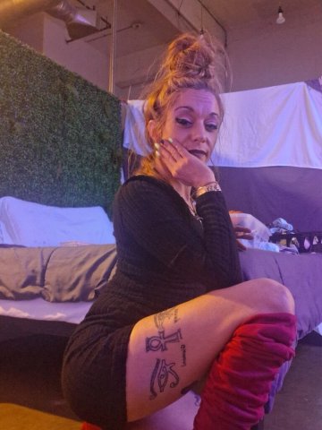 COME HAVE TUESDAY FUN DAY WITH ME LET ME TICKLE YA PICKLE - 36 - 1