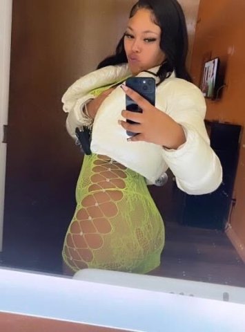 Blasian Bombshell 😍 Downtown Seattle Capital Hill Chinatown 🔥 OUTS only - 21 - 1