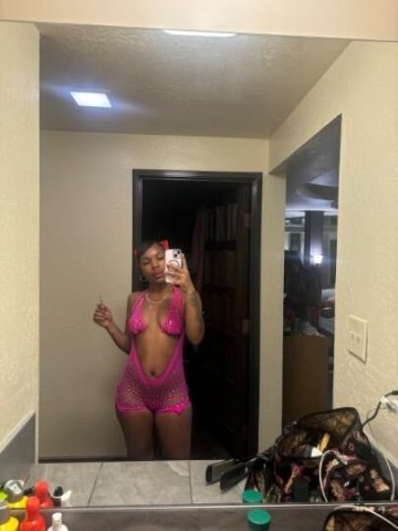 ASK ABOUT MY 2 GIRL SPECIAL 🥵 INCALLS & CARDATES AVAILABLE - 22 - 1
