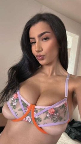 Available 24/7 for Incall/Outcall/Car Fun 🥰Raw Dogy style service - 28 - 1