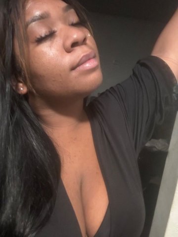 GOODMORNING ! CAN I COME DRAIN U OUT/INCALL ONLY - 24 - 1