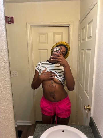💚Only visiting issa vibe w me NO OUTCALLS. - 25 - 1