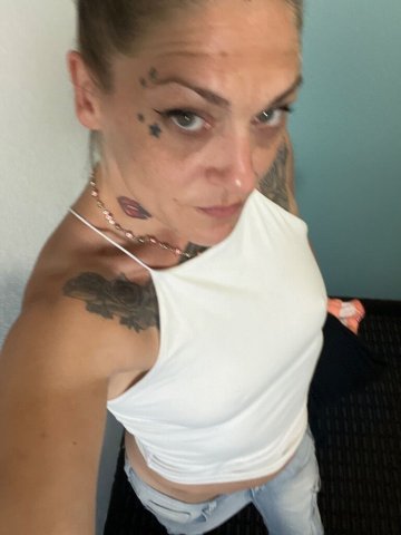 Cum 💦Play with Me!! Horny & Available NOW!!💦 - 39 - 1