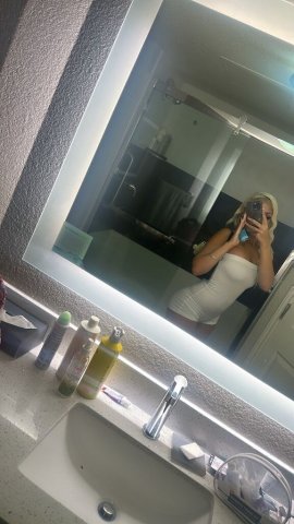 Incalls & Outcalls Available 24/7💦 - 18 - 1