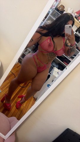 TRAVIESA NALGONA SEXY COMPLACIENTE - 23 - 1