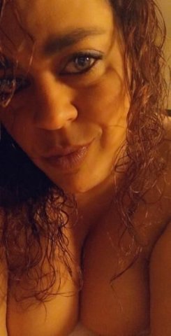 Come and enjoy the best b****** you'll ever get to experience - 45 - 1