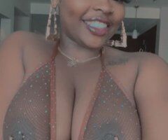 Charleston escorts - Sweet Looks. Naughty Thoughts. Unforgettable Company. Last Night in Town dont miss OUT - 24