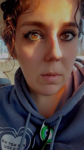 TRAVELING MILF/CONTENT CREATOR - 31 - 1