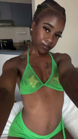 funsized beauty😩 . incall only ⭐⭐⭐⭐ - 21 - 1