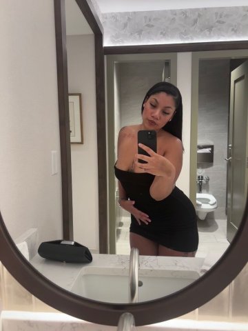 Here for a good time, not a long time! Dont miss me! 😉 - 21 - 1