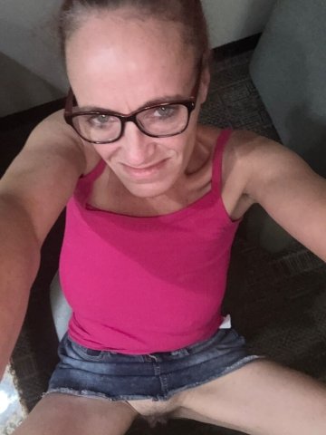 Red Head Hottie Here! Who wants to play 🥰 - 49 - 1