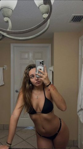 Hello love I am a very hot white that I am going to make you very happy, write me if you want to get the best service of your life💦💦🔥🔥👉🏾👌🏾 call me - 23 - 1