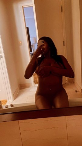 happy hump day !!!check out my ig 💕💕💕 100 percent real - 24 - 1