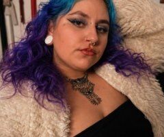 Shy, Curvy, Freaky, and Fun Latina. - 28 - Image 3