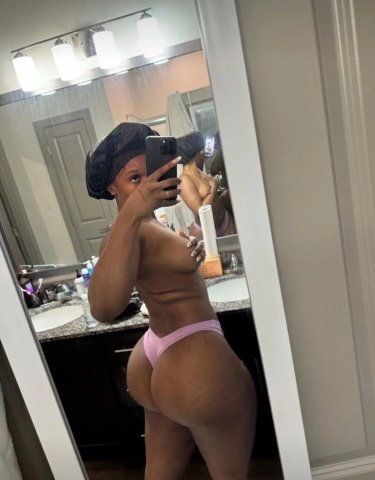 LETS PLAY😍😍💋 Ask about my 2 Girls 👯 Ask about my overnight - 23 - 1